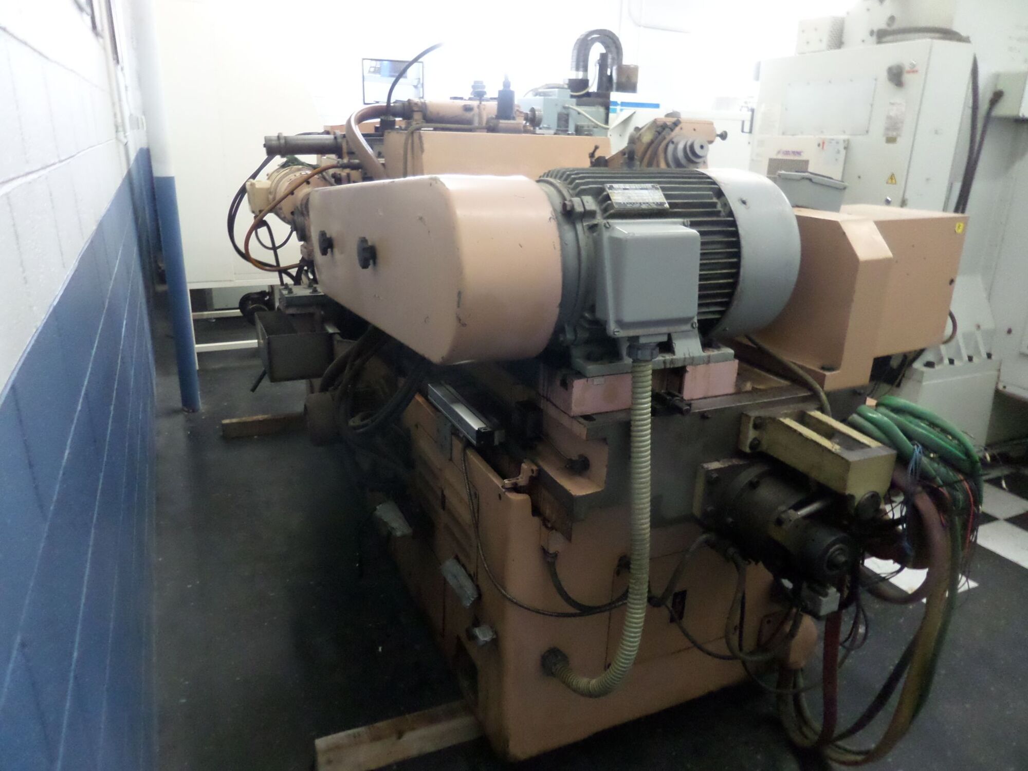 SMTW M10200 GRINDERS, CENTERLESS | Automatics & Machinery Co., Inc.