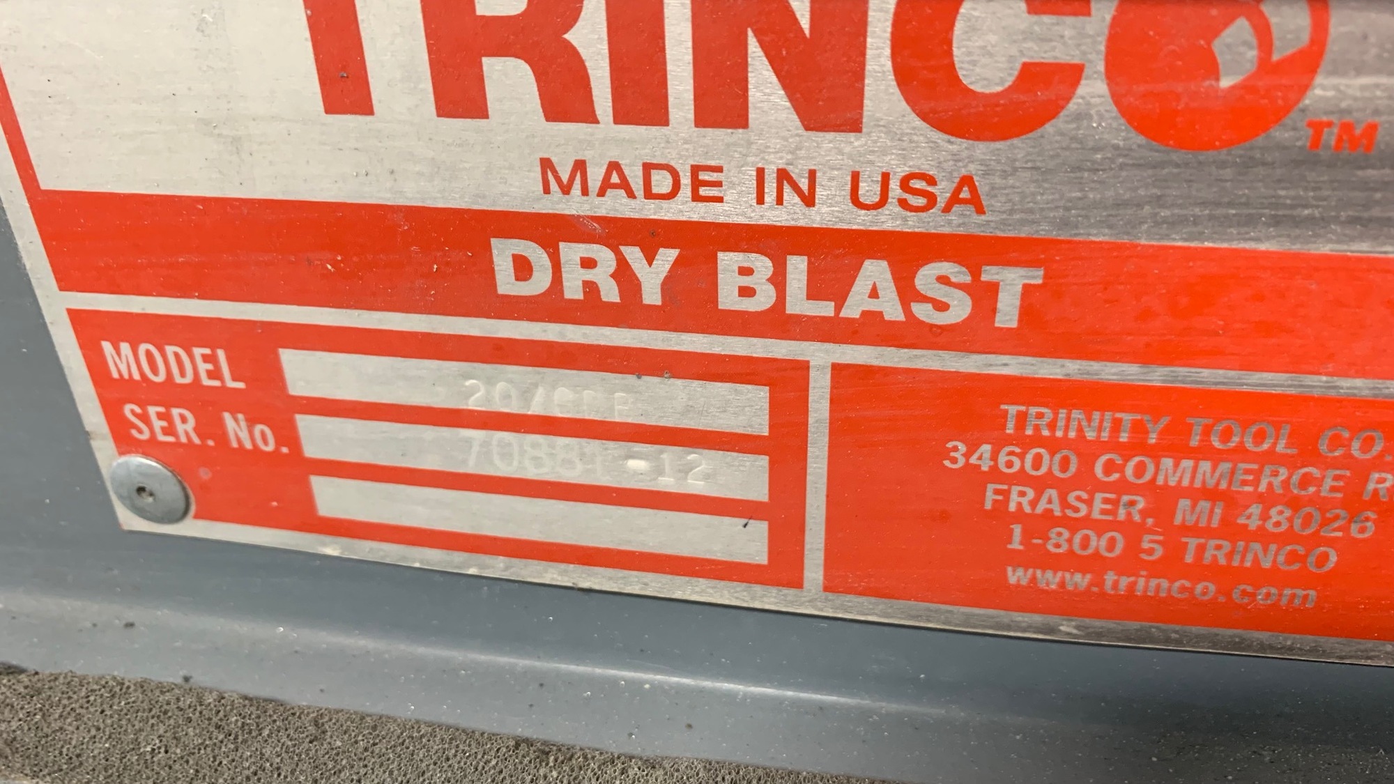 TRINCO 20/CDB BLAST CLEANING/AIR & SUCTION | Automatics & Machinery Co., Inc.
